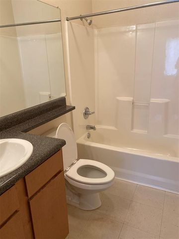 2200 Classen Boulevard 8122, Norman, OK 73071