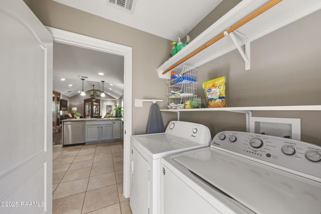 111 Acacia Lane, Abbeville, LA 70510