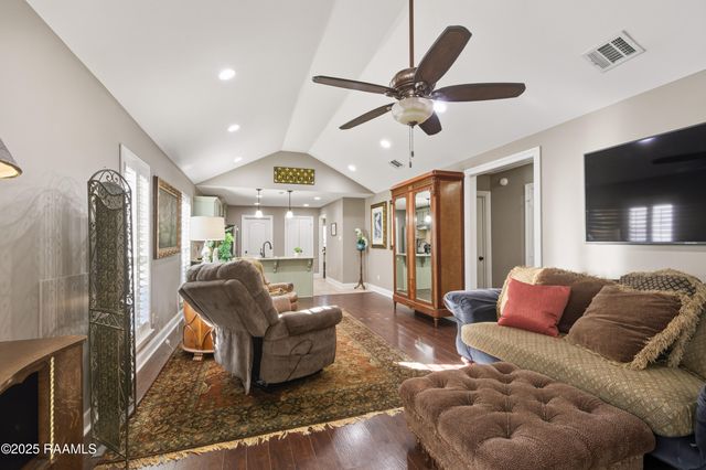 111 Acacia Lane, Abbeville, LA 70510