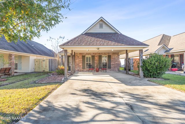 111 Acacia Lane, Abbeville, LA 70510