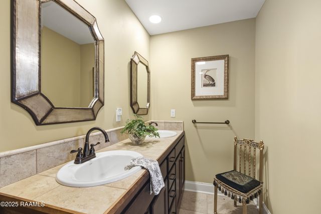 111 Acacia Lane, Abbeville, LA 70510