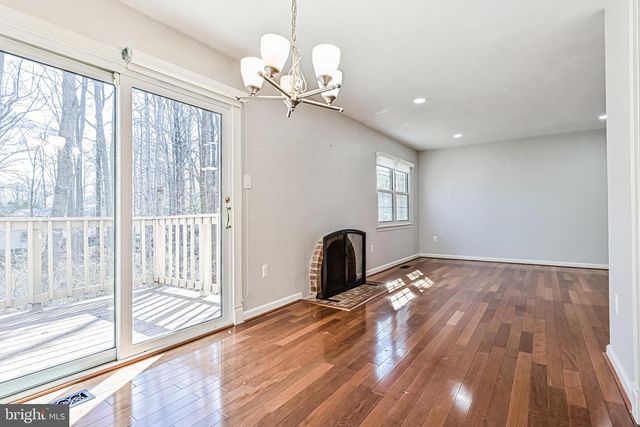 9929 HEMLOCK WOODS LN, Burke, VA 22015