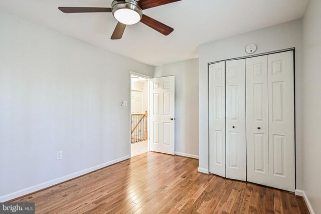 9929 HEMLOCK WOODS LN, Burke, VA 22015