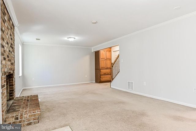 9929 HEMLOCK WOODS LN, Burke, VA 22015