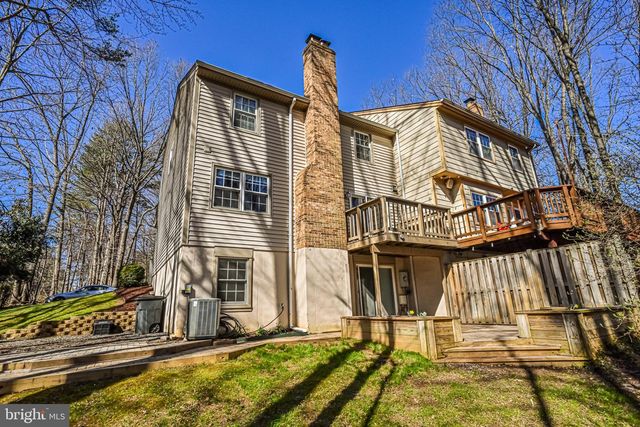 9929 HEMLOCK WOODS LN, Burke, VA 22015
