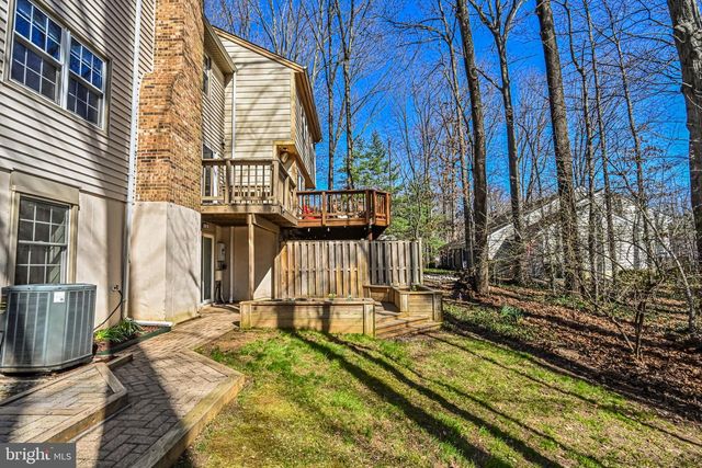 9929 HEMLOCK WOODS LN, Burke, VA 22015