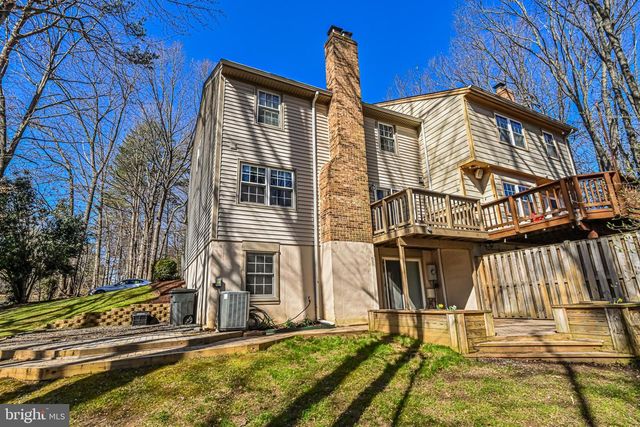 9929 HEMLOCK WOODS LN, Burke, VA 22015