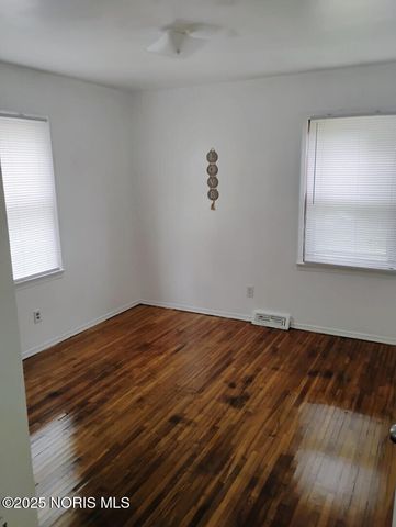 5509 Clover Lane, Toledo, OH 43623