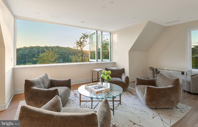 5427 POTOMAC AVE NW, Washington, DC 20016