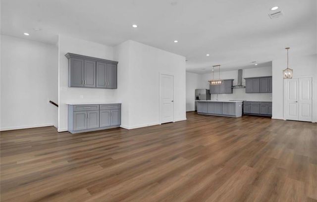 207 Edgewood Street B, Houston, TX 77011