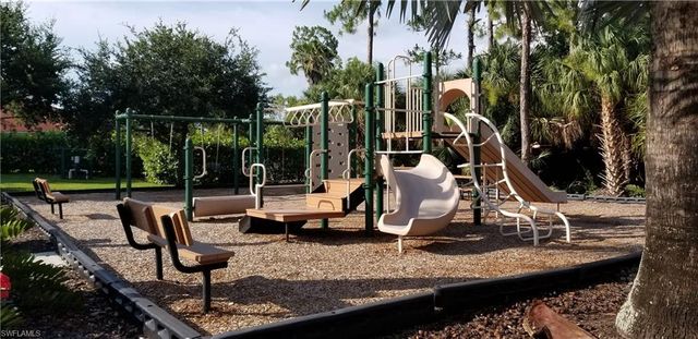 7745 Woodbrook CIR # 3703, Naples, FL 34104