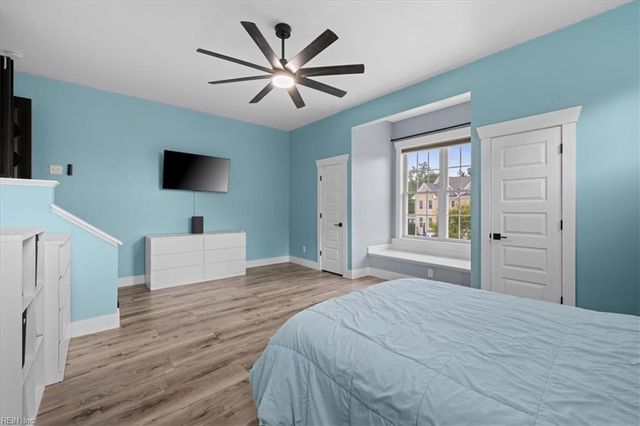 1817 Chloe LN, Virginia Beach, VA 23456
