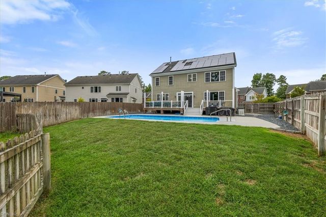 1817 Chloe LN, Virginia Beach, VA 23456