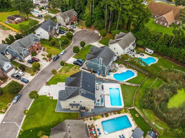 1817 Chloe LN, Virginia Beach, VA 23456