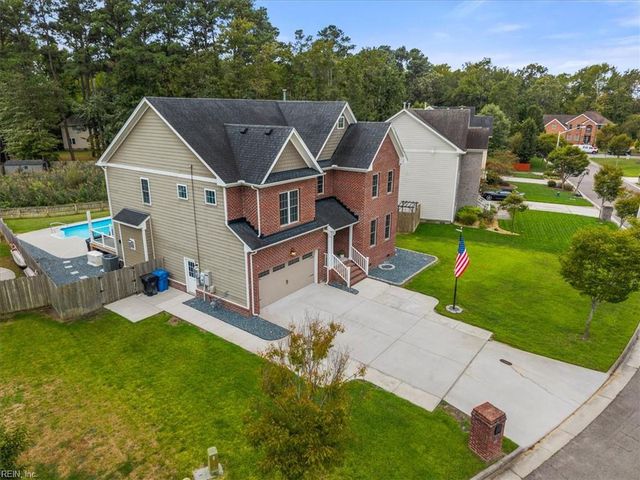 1817 Chloe LN, Virginia Beach, VA 23456