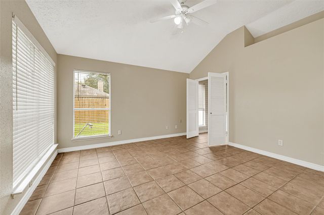 12322 Meadow Ridge Drive, Stafford, TX 77477