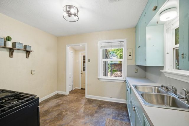 4333 Dinn St, Corpus Christi, TX 78415