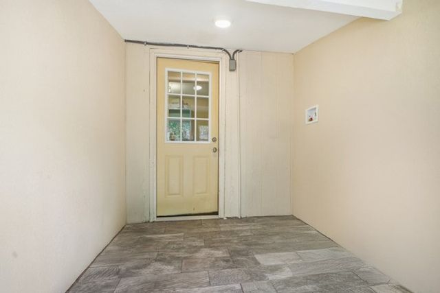 4333 Dinn St, Corpus Christi, TX 78415