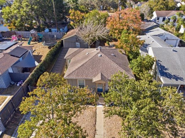 4333 Dinn St, Corpus Christi, TX 78415