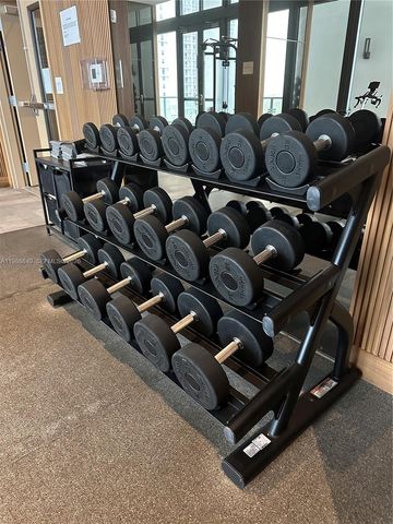 239 SW 9th St 508, Miami, FL 33130