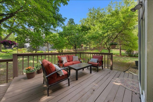 3667 Woodland Trail, Eagan, MN 55123