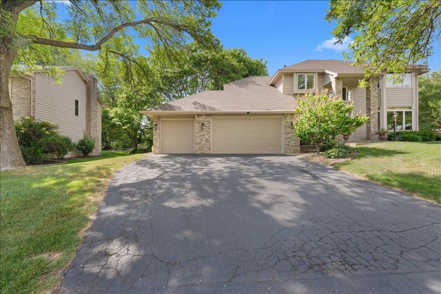 3667 Woodland Trail, Eagan, MN 55123