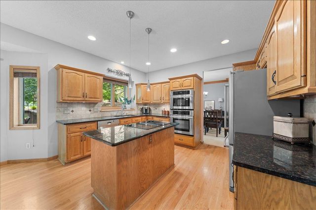 3667 Woodland Trail, Eagan, MN 55123
