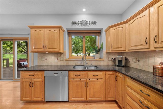 3667 Woodland Trail, Eagan, MN 55123