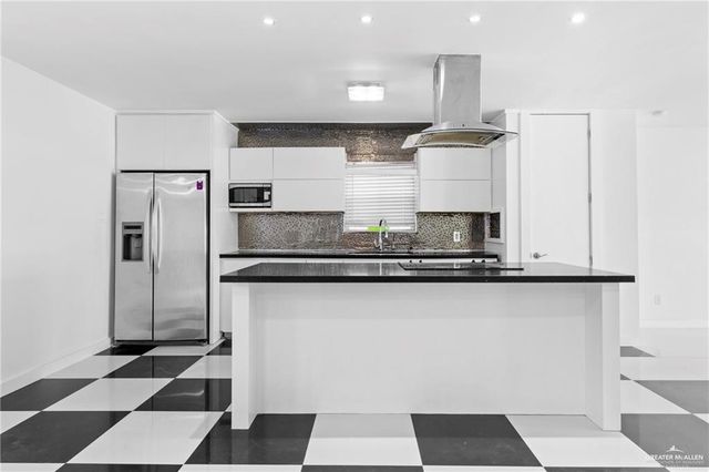 900 E Dallas Avenue UT25, Mcallen, TX 78501