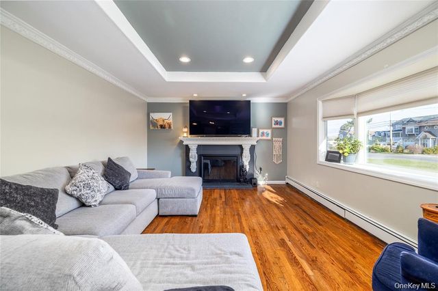 272 Baylawn Avenue, Copiague, NY 11726