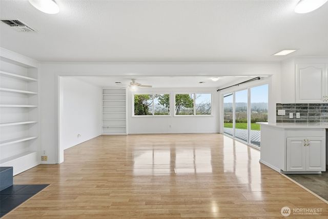 5602 66th Place SE, Snohomish, WA 98290