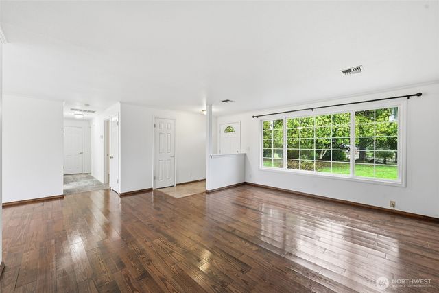 5602 66th Place SE, Snohomish, WA 98290