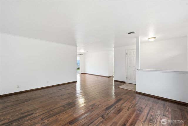 5602 66th Place SE, Snohomish, WA 98290