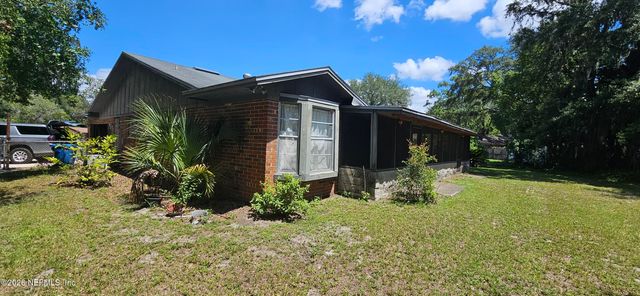 3839 FERNGLEN Drive, Jacksonville, FL 32277