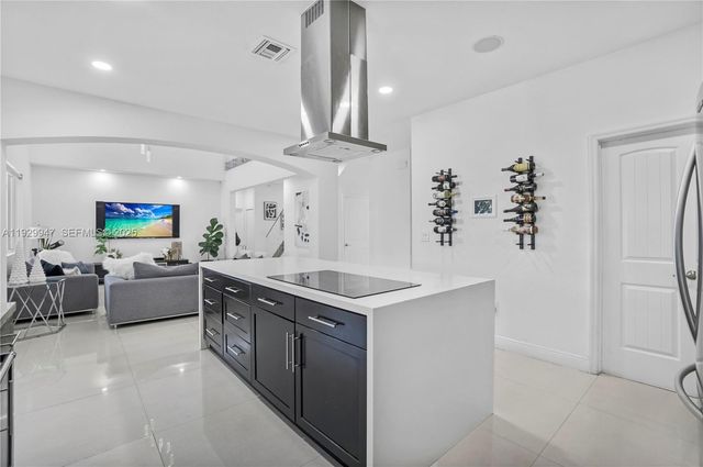 20901 SW 132nd Ct, Miami, FL 33177