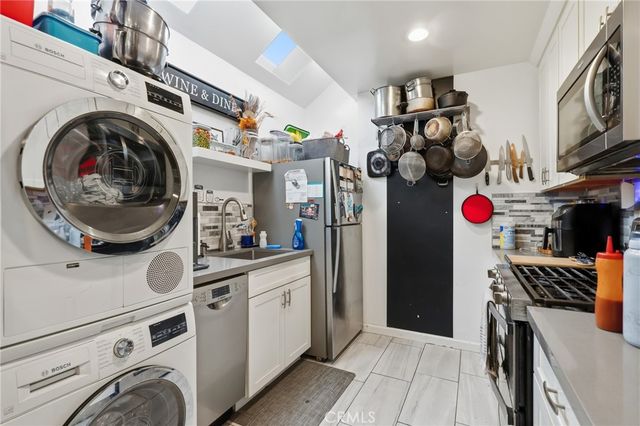 820 Temple Avenue, Long Beach, CA 90804