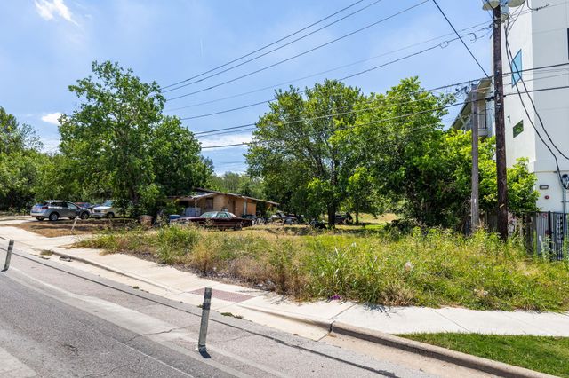 1813 Webberville RD, Austin, TX 78721