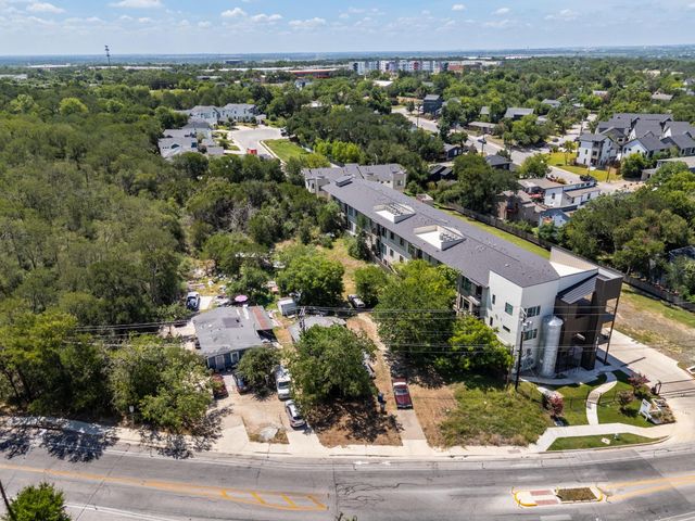 1813 Webberville RD, Austin, TX 78721