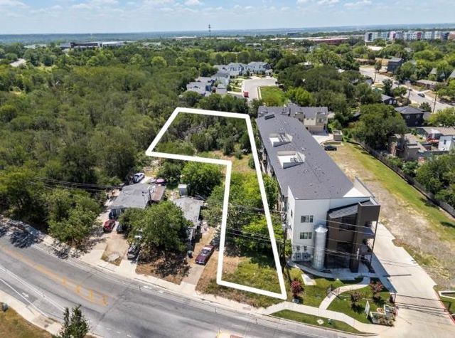 1813 Webberville RD, Austin, TX 78721