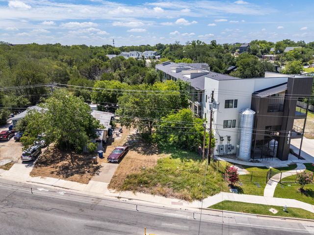 1813 Webberville RD, Austin, TX 78721