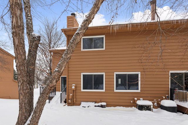 1603 Raindrop Drive, Eagan, MN 55121