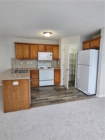 15 NE 95th Court, Kansas City, MO 64155