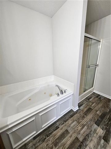 15 NE 95th Court, Kansas City, MO 64155