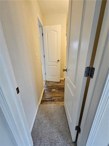 15 NE 95th Court, Kansas City, MO 64155