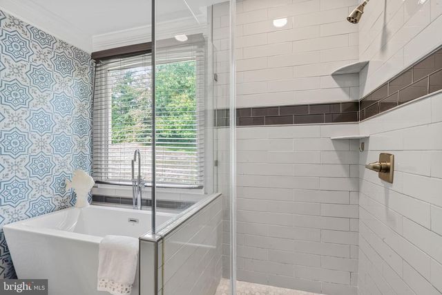 9202 MOON RIVER CT, Hyattsville, MD 20783