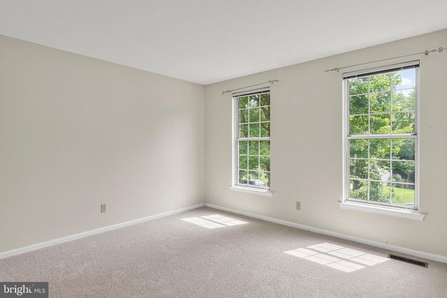 9202 MOON RIVER CT, Hyattsville, MD 20783