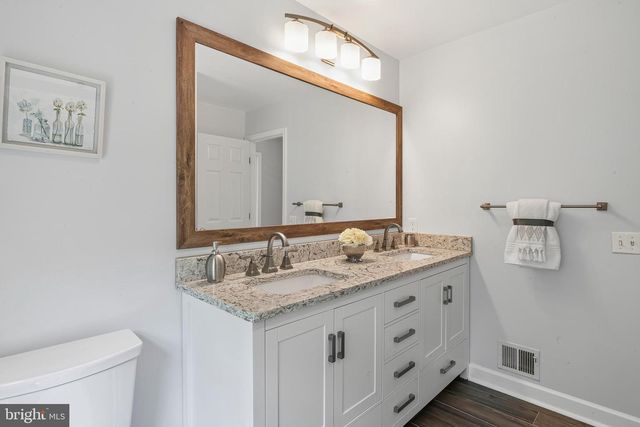 9202 MOON RIVER CT, Hyattsville, MD 20783