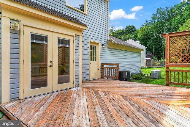 9202 MOON RIVER CT, Hyattsville, MD 20783
