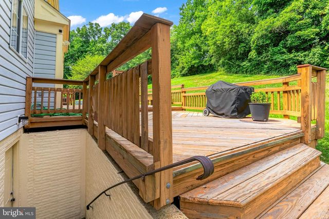 9202 MOON RIVER CT, Hyattsville, MD 20783