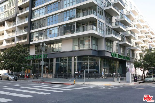 630 W 6th Street 303, Los Angeles, CA 90017